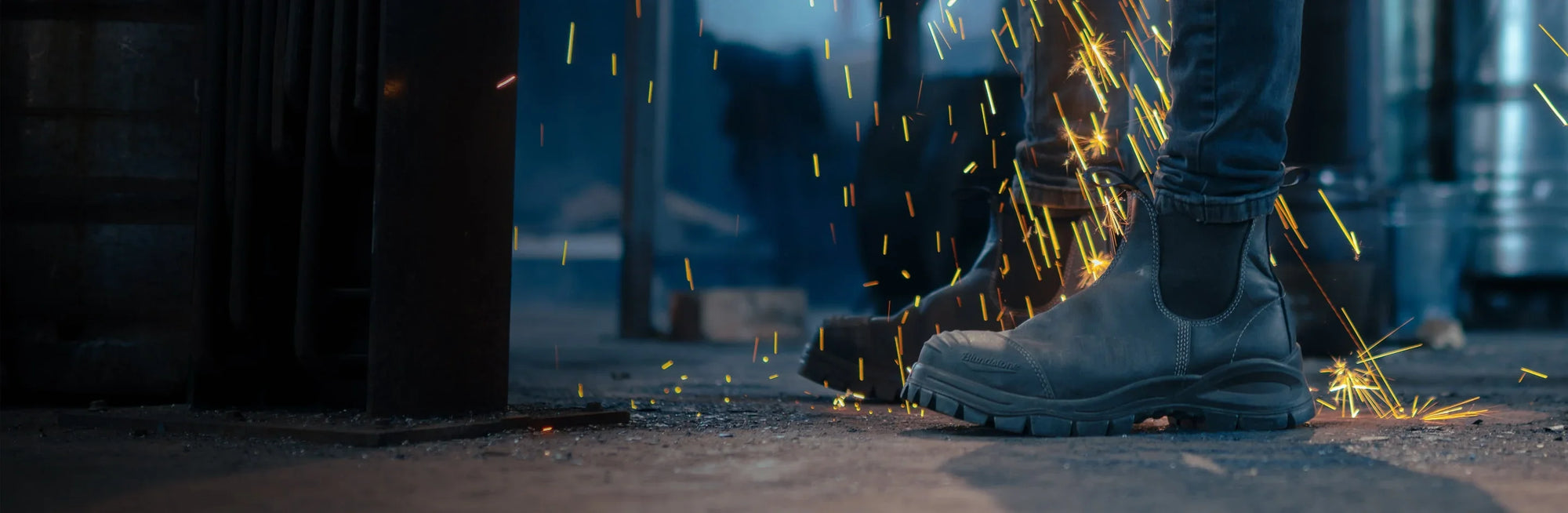 Manufacturing Boots - Boots for Manufacturing & Warehouses - Blundstone ...