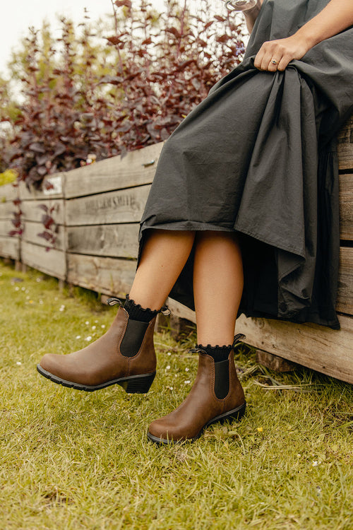 Lifestyle Women 6 image of Blundstone Women's Series #1673 in Antique Brown