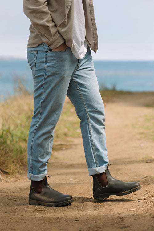 Lifestyle Men 4 image of Blundstone Men's Originals #500 in Stout Brown